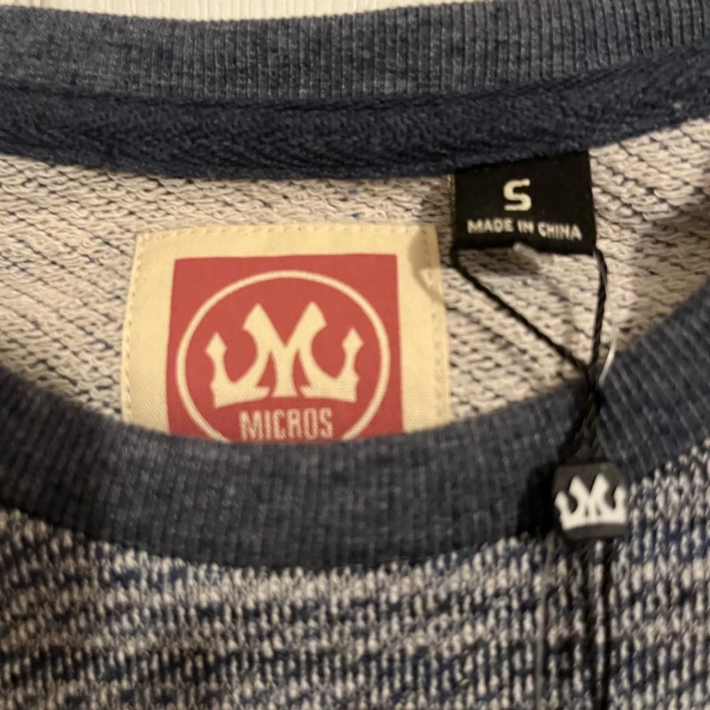 Micros Men's Navy and Gray Lightweight Crewneck Sweater - Picture 5 of 6